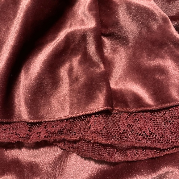 Dark Mauve Pink Velvet Lace Detail Short Ruffle Sleeve Plus Dress NEW - Picture 11 of 12